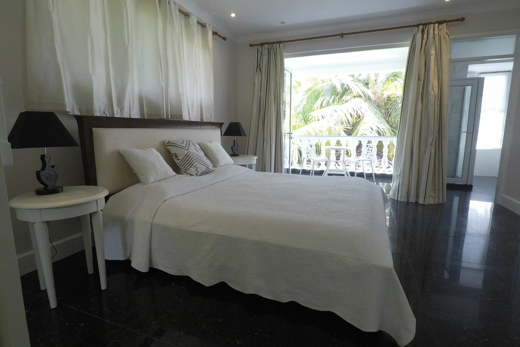 Chateau Elysium Beau Vallon  Exterior photo