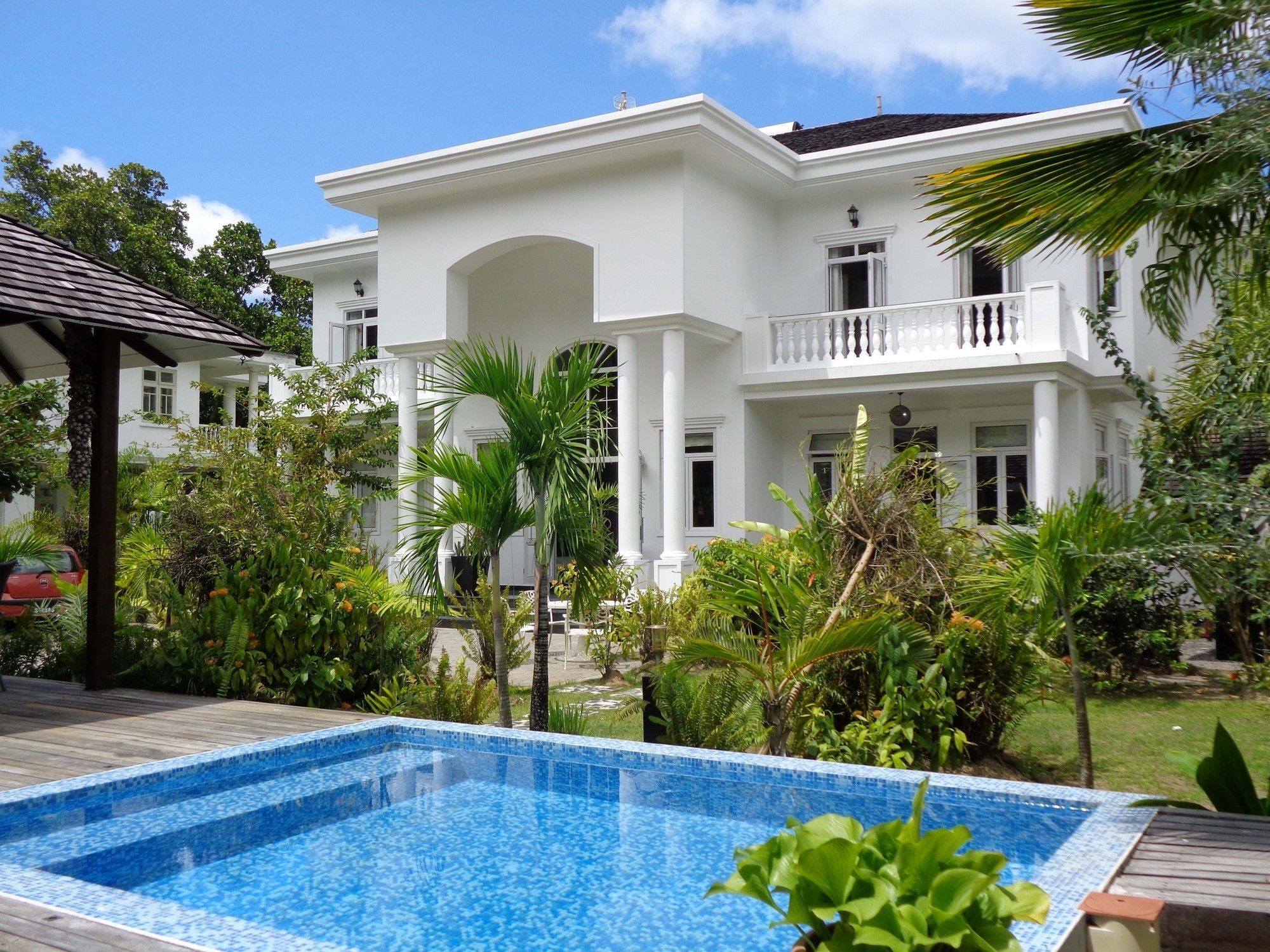 Chateau Elysium Hotel Beau Vallon  Exterior photo